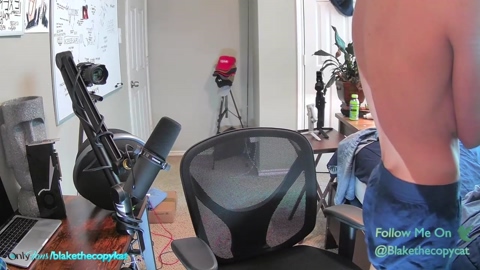 letsplayblake  10-04-2023